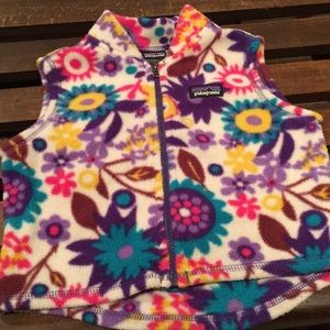 Patagonia fleece vest size 12mo